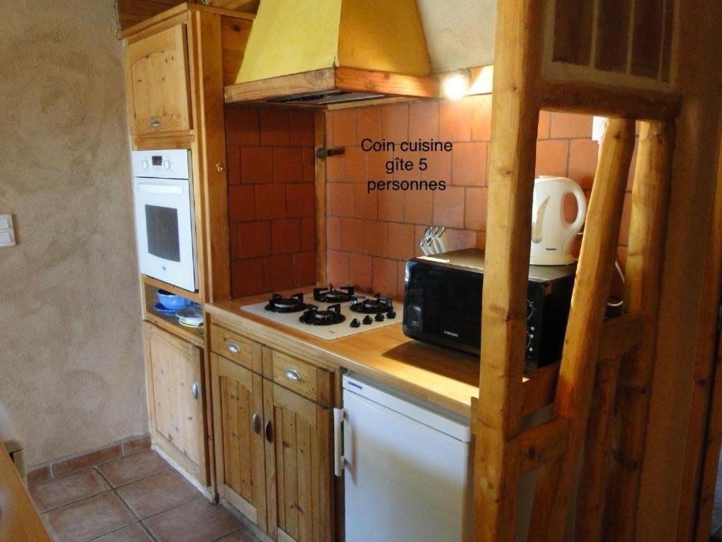 Mas De Sarjac Apartment Saint-Andeol-de-Vals Luaran gambar