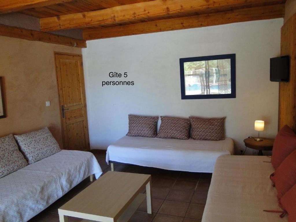 Mas De Sarjac Apartment Saint-Andeol-de-Vals Luaran gambar