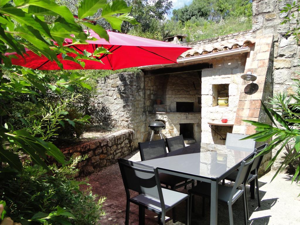 Mas De Sarjac Apartment Saint-Andeol-de-Vals Luaran gambar